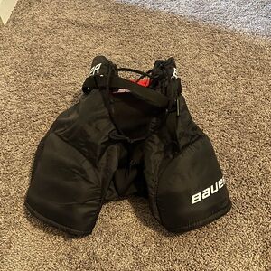 Youth small hockey pants